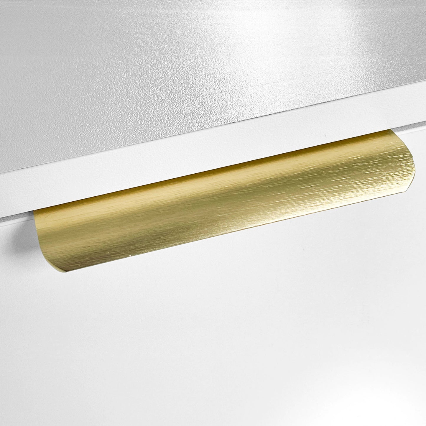 Sminkbord med LED-spegel – Modern Vit Design med Utdragbar Funktion