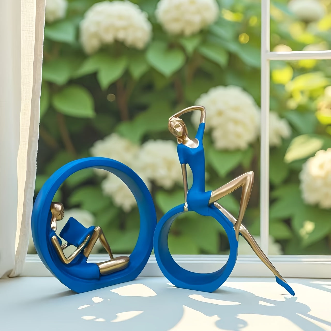 2 Yoga‑flickor + 1 Läsande Flicka – Nordiska Resinfigurer, Elegant Konst & Heminredning