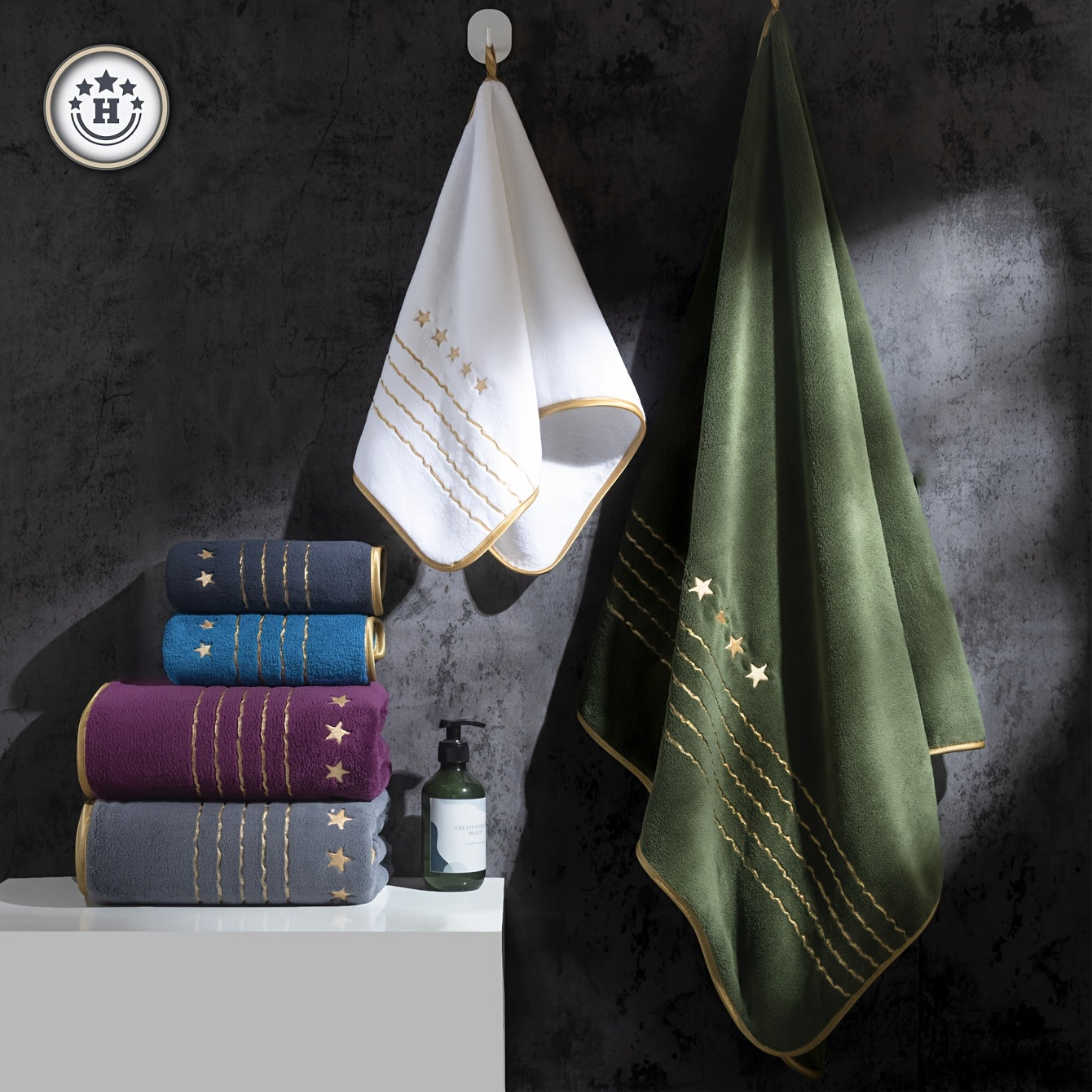 Lyxigt 4-delars Handduksset med Broderi – Ultramjukt Mikrofiber, Guldtråd, Femstjärnig Kvalitet